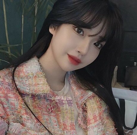 Se Yeon star perfect pics