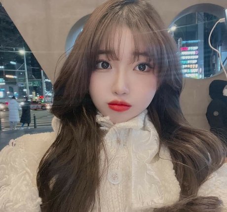 Se Yeon star high quality gallery