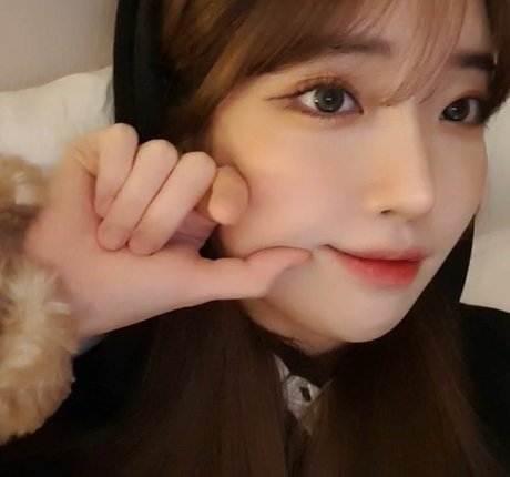 Se Yeon nice actress pics