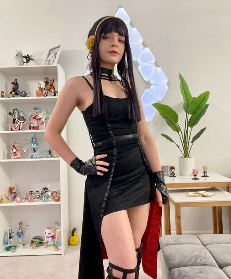 Staryuuki adult actress photo