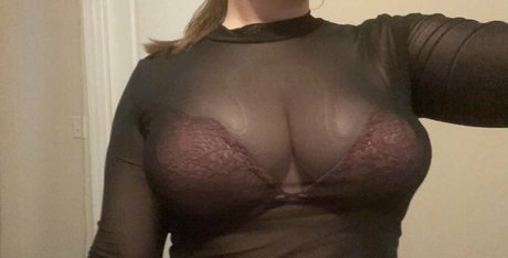 ellirussie model naked pictures