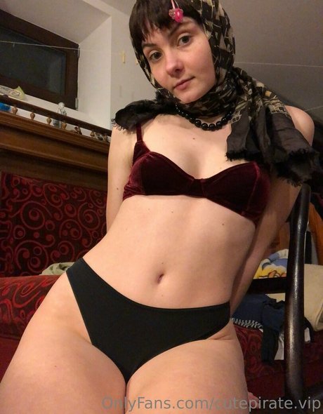 cutepirate vip nude actress pics