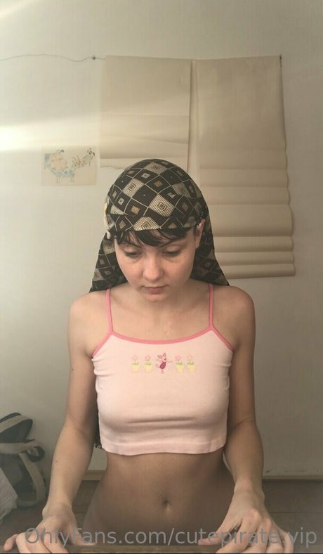 cutepirate vip naked model pictures