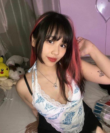 sadparu naked pornstar img