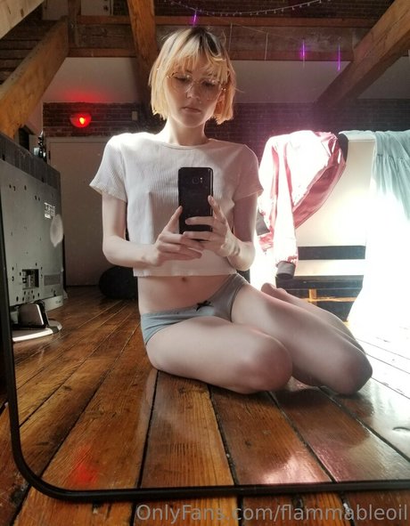 flammableoil perfect pornstar img