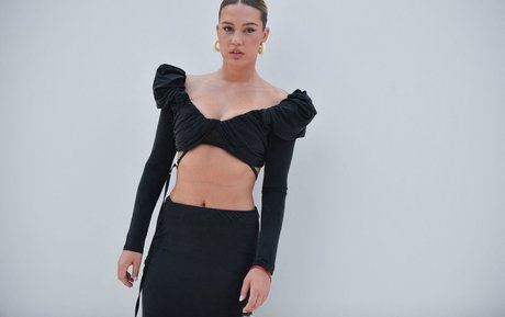 Adele Exarchopoulos perfect pornstar gallery