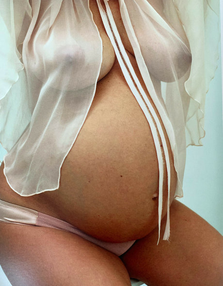 Chloe Sevigny art star photo
