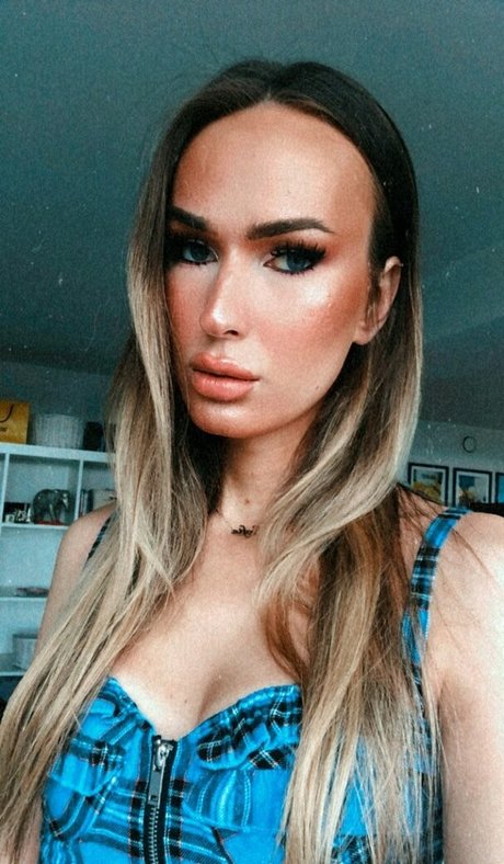 So fiaxoxo model beautiful pics
