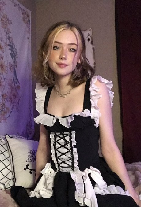 br4ttydeath beautiful model images