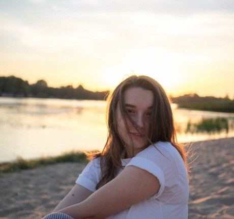 iramostova beautiful model img