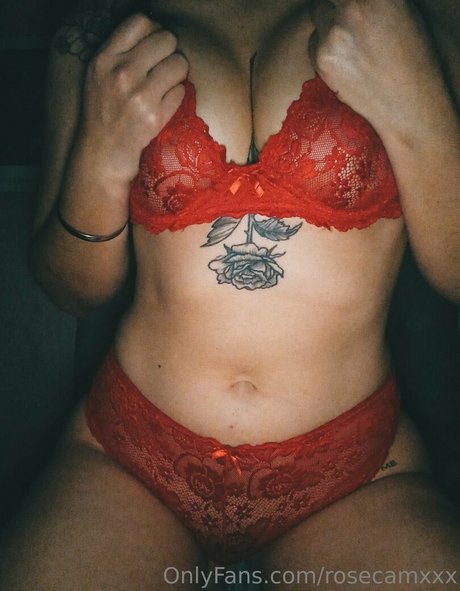 rosecamxxx pornographic model picture