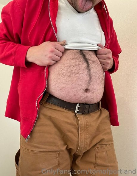 tomofportland model nude photos