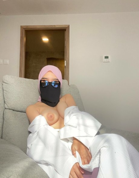 chubby small tits onlyfans sexy nude gallery