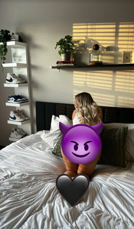willowclarkk star pornographic gallery