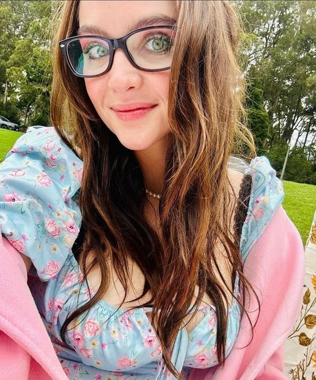 Stevie Lynn Jones free pornstar gallery