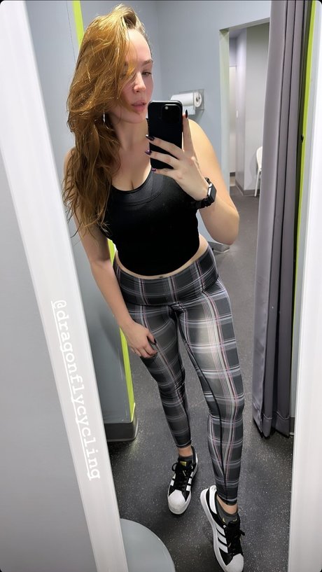 Stevie Lynn Jones beautiful star image