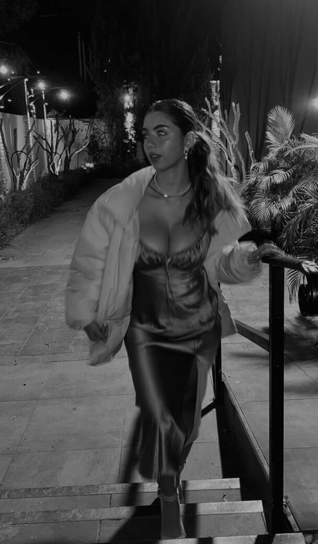 Ela Be eri model erotic gallery