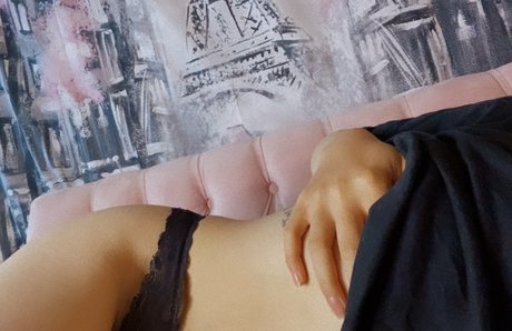 V MU OZ free model img