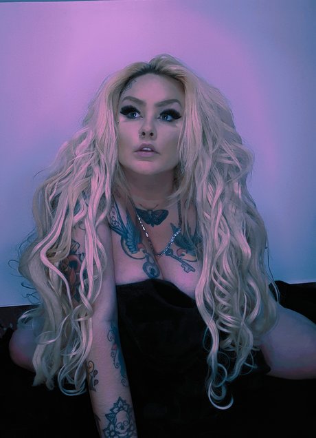 goth threesome onlyfans sexy galleries