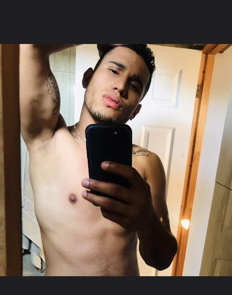 Kelvis jose naked actress image