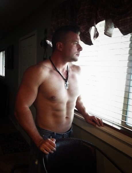 Mr Serenade porn model pics
