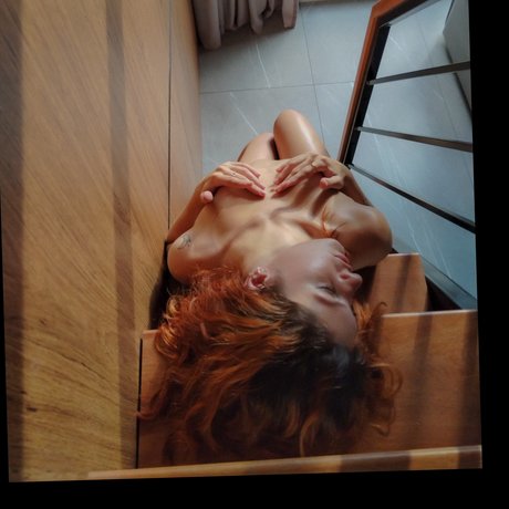 Kali Maa nude model pic