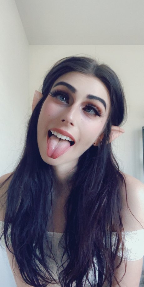 Savana Ray pornstar photo