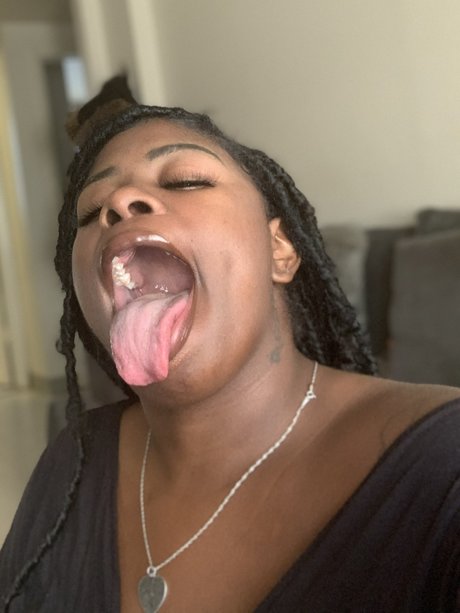 The Chocolate Energizer Bunni pornstar sexy pictures