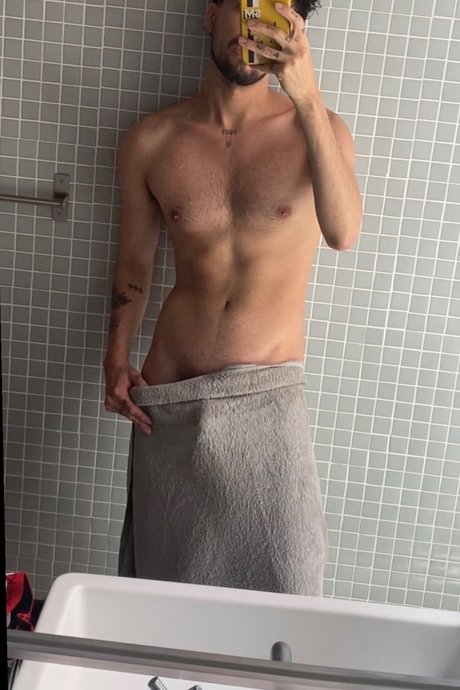 TiagoFree sex actress picture