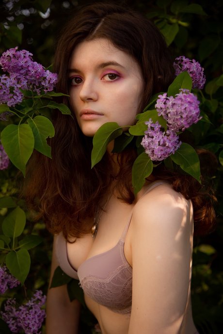 ShionSc high quality actress photo