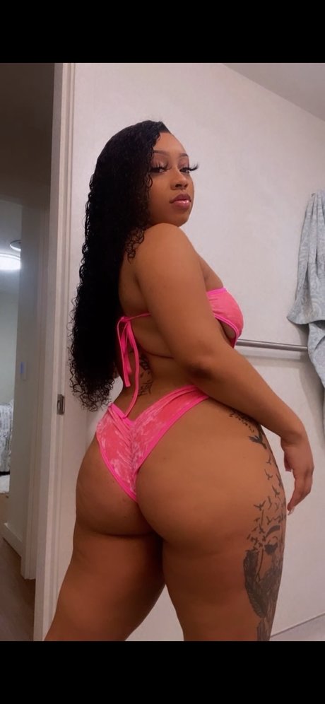 CREAMY YAS nudes pornstar img