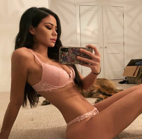Peyzki hot star images
