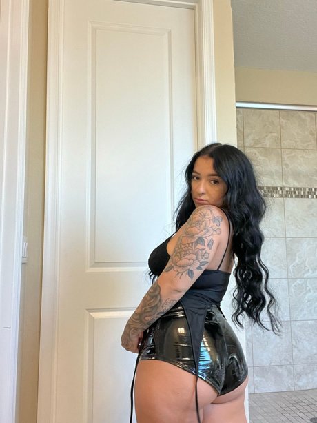 thigh onlyfans naked pic