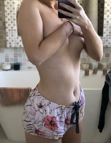skinny redhead onlyfans free naked gallery