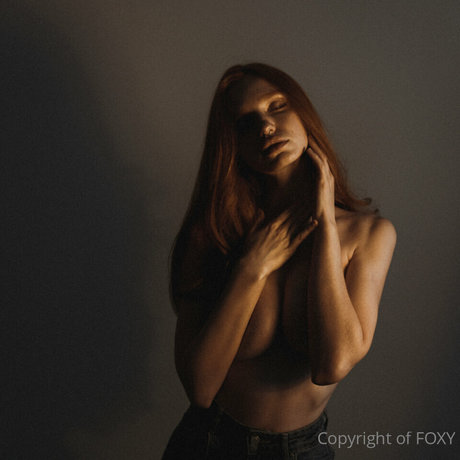 Myfoxyland star top photo