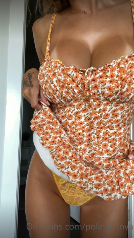 Polina Aurora sexy pornstar img