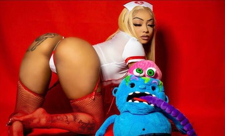 Omgyoash hd pornstar photos
