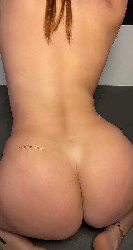 40 onlyfans sexy nude pic