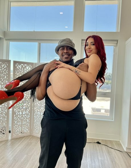 shemale fucks girl onlyfans erotic picture