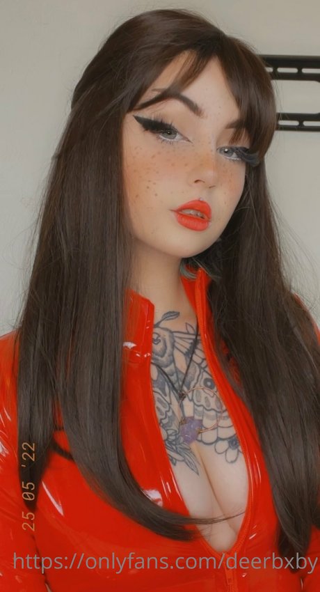 Deerbxby hot model images