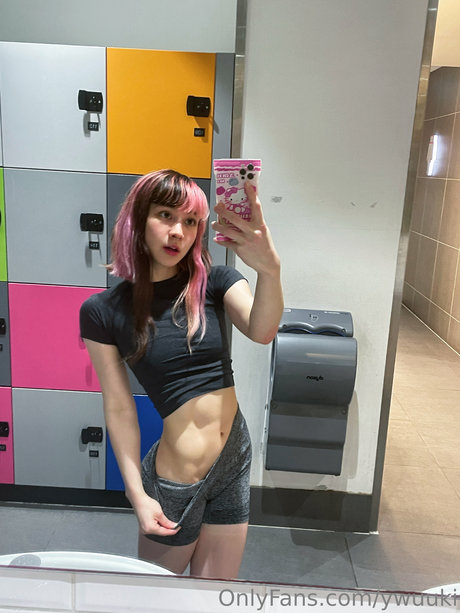 yyuki model hd photo