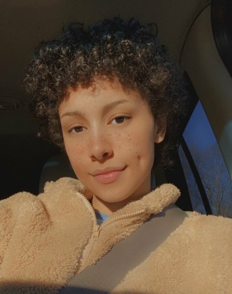 Cybersofty high quality actress img