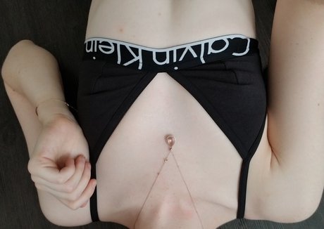 Snugglepunk model porn pic