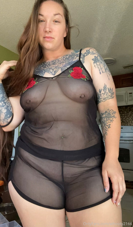 Whooty2166 exclusive star picture