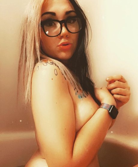 Kitty Lynn pornstar free picture