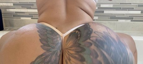 Me Gan  model sex pics