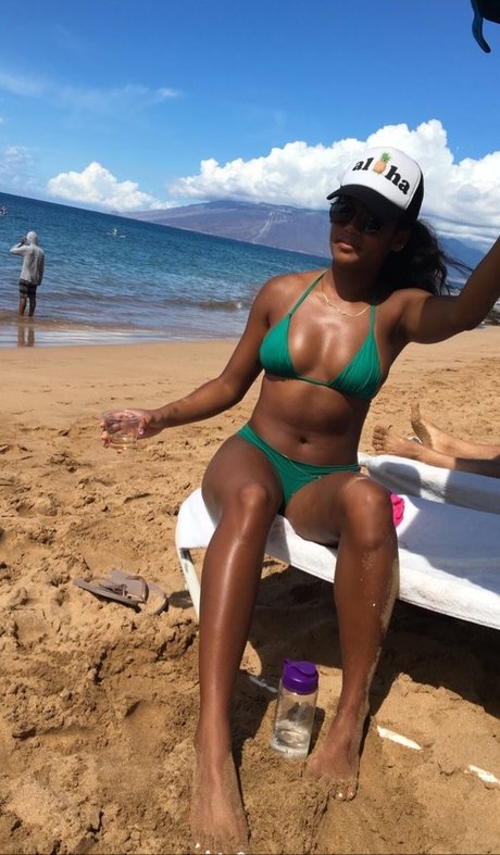 Sydney Park star sexy images