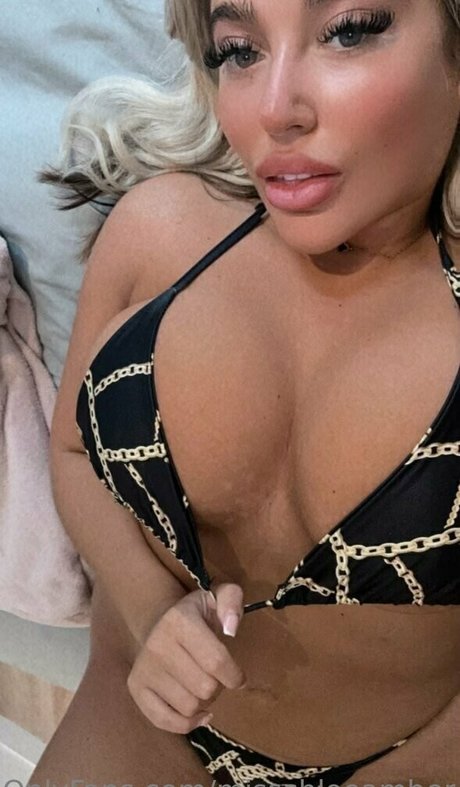 Misschloeamber pornstar erotic picture