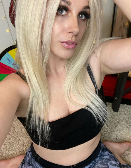 eva rocksttv nude pornstar image