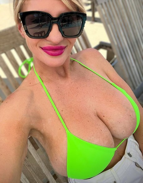 Tori Hendricks pornstar top pictures
